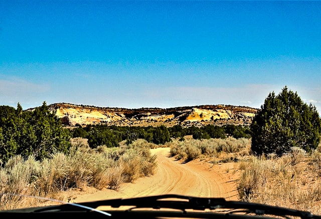 utah arizona border road to white pocket
