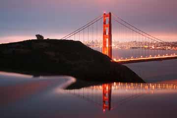 san francisco human tripod shot
